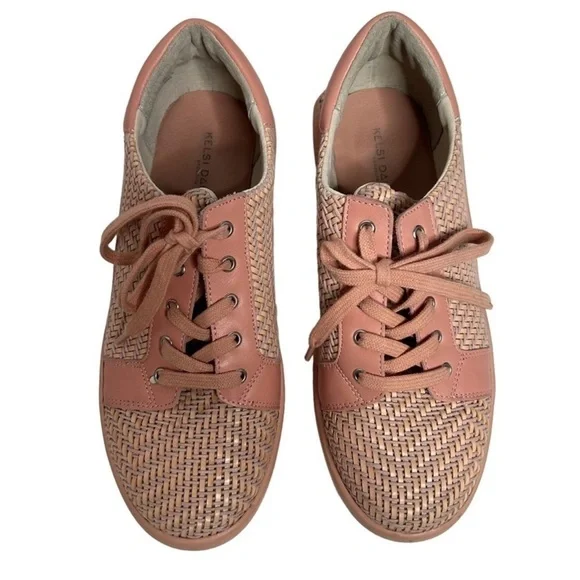 Stylish Pink Woven Women's Sneakers - Picture 6 of 16
